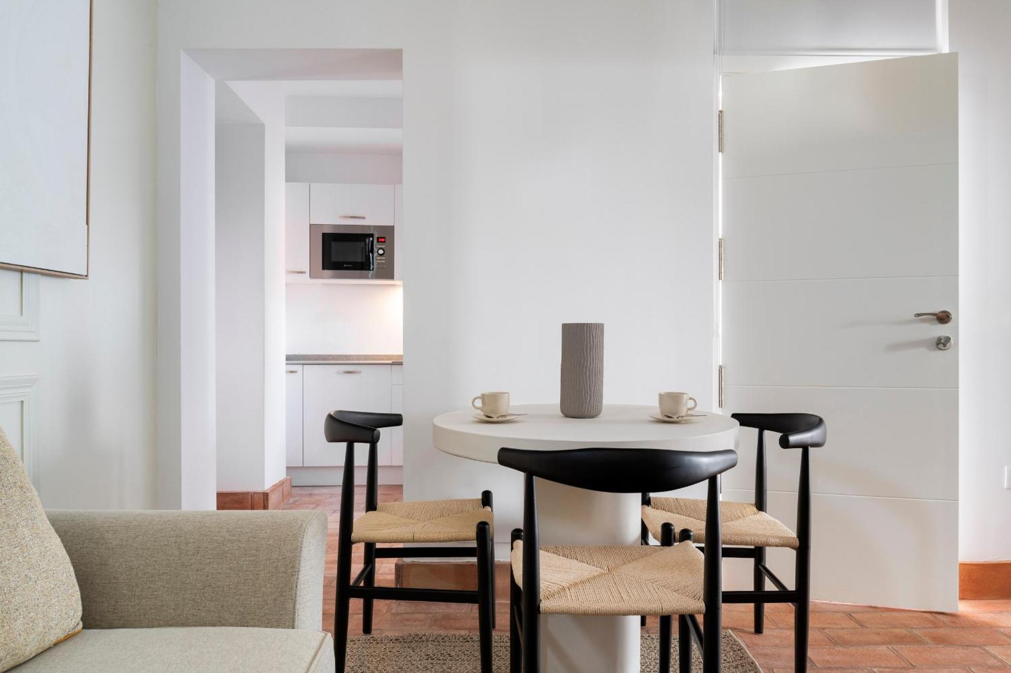 Magno Apartments Santa Clara - Private Terraces With Jacuzzi Seville Exterior photo